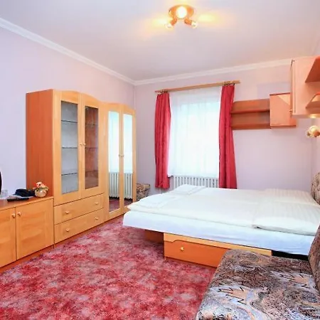 Hotel Central Kremnica Room photo